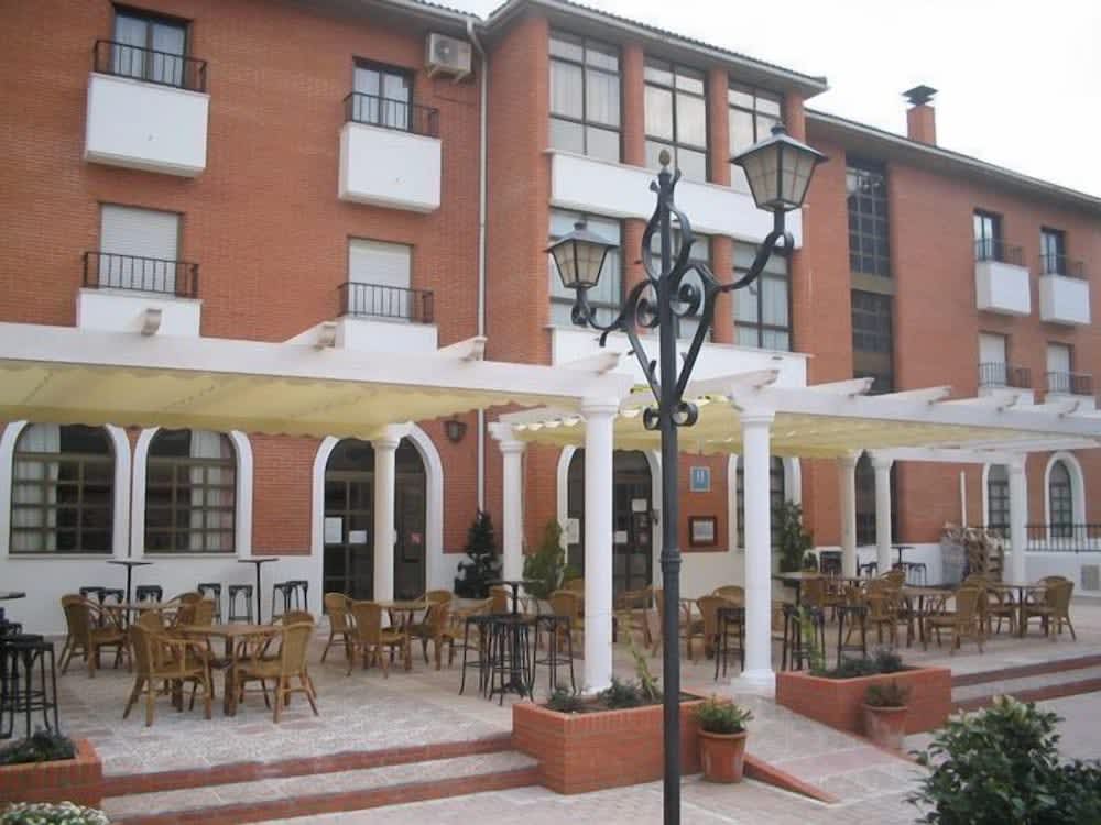 PriceTravel - Viaja fácil, sin pretextos