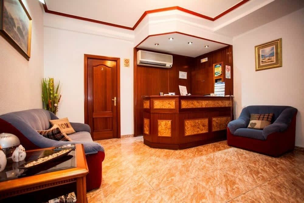PriceTravel - Viaja fácil, sin pretextos