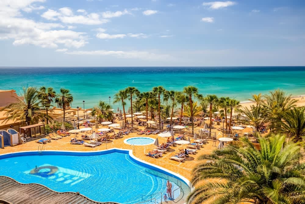 PriceTravel - Viaja fácil, sin pretextos