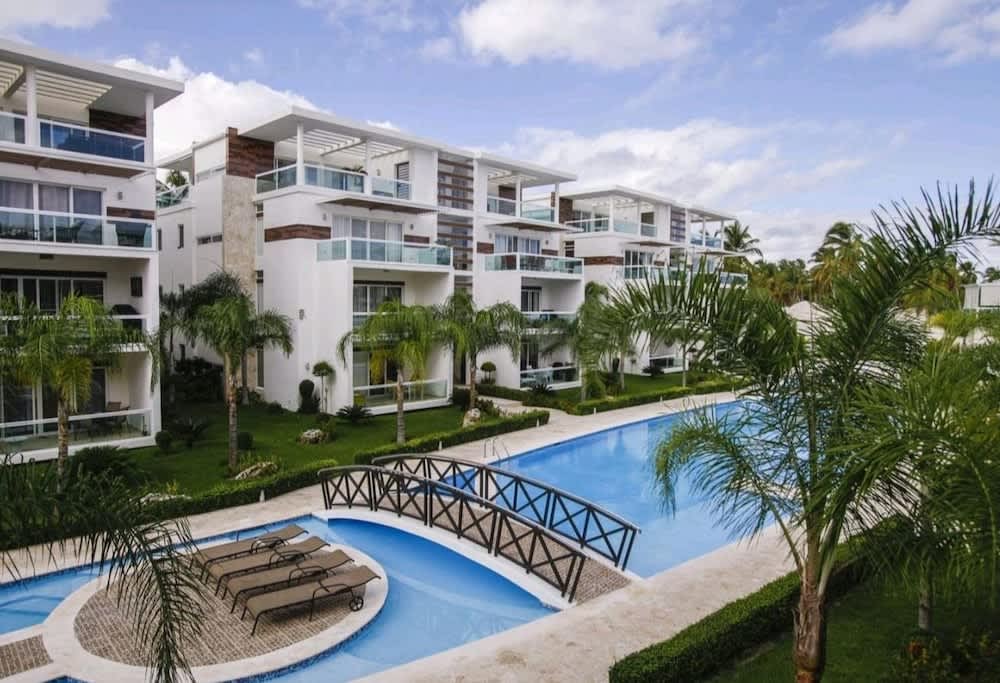 PriceTravel - Viaja fácil, sin pretextos