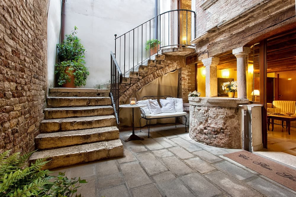 Ca' San Giorgio Relais & Suites