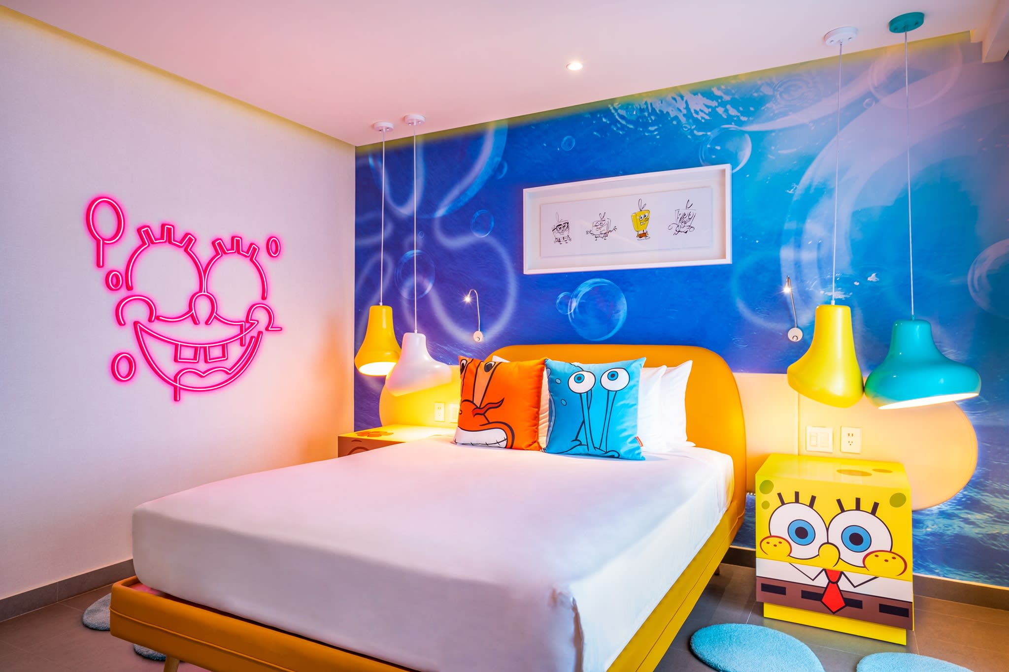 Img - THE PINEAPPLE SUITE