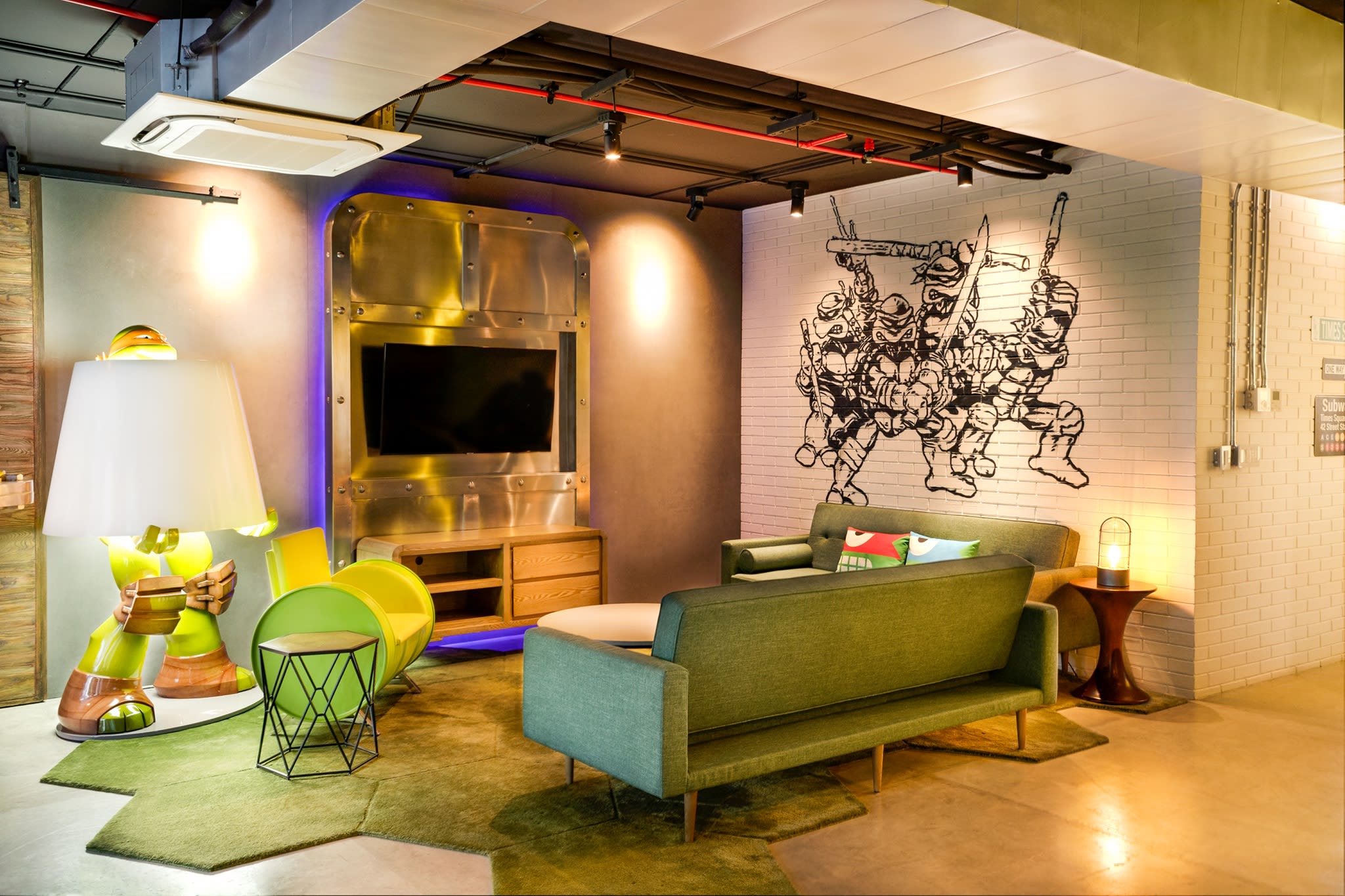 Img - THE LAIR SUITE