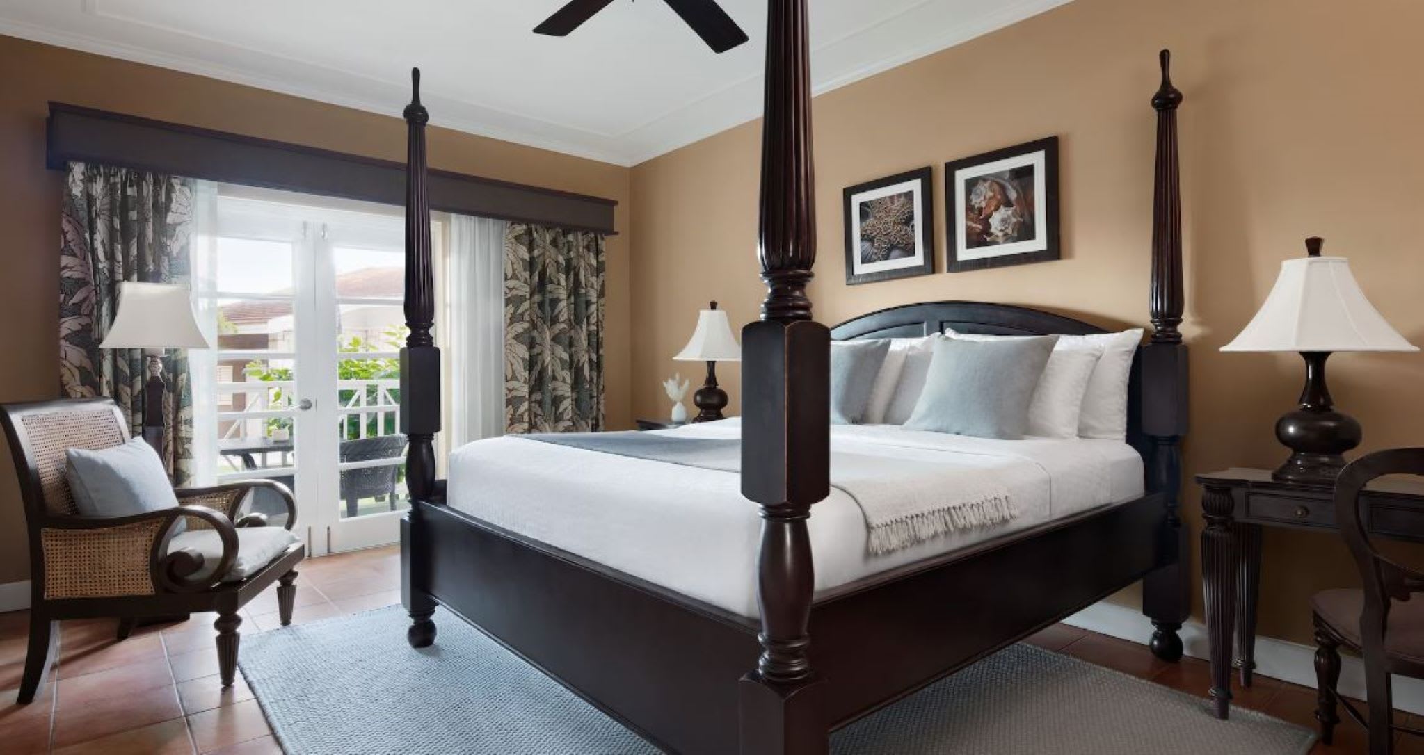 Img - Honeymoon Hideaway Luxury Club Level Garden Cottage
