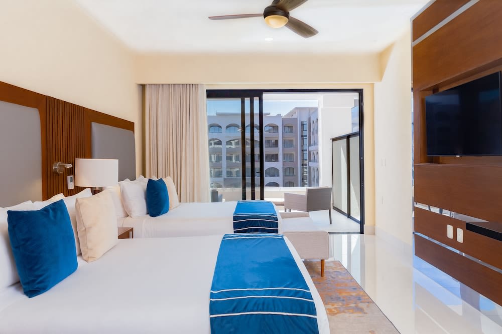 Img - Two Bedroom Suite Pool View