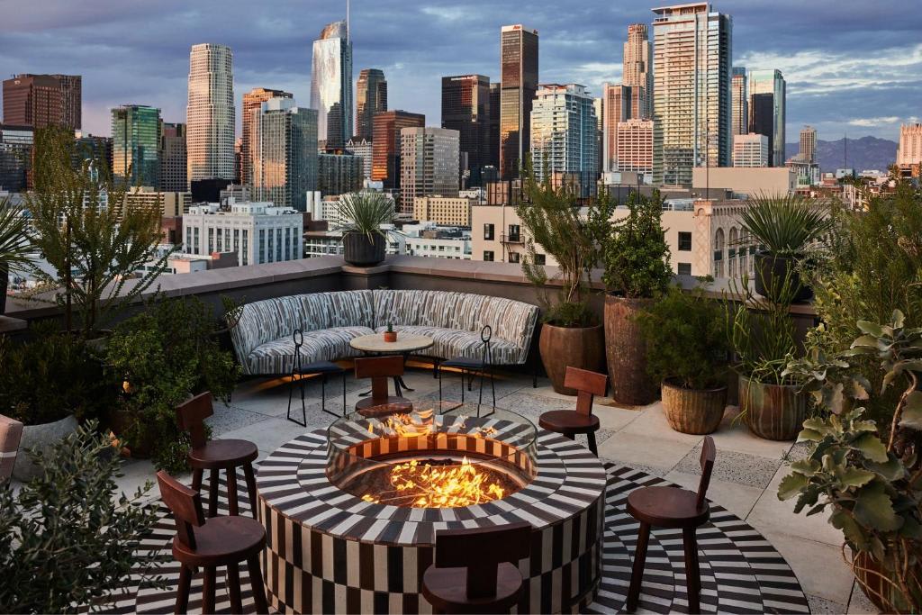 Downtown Los Angeles Proper Hotel, a Member of Design Hotels