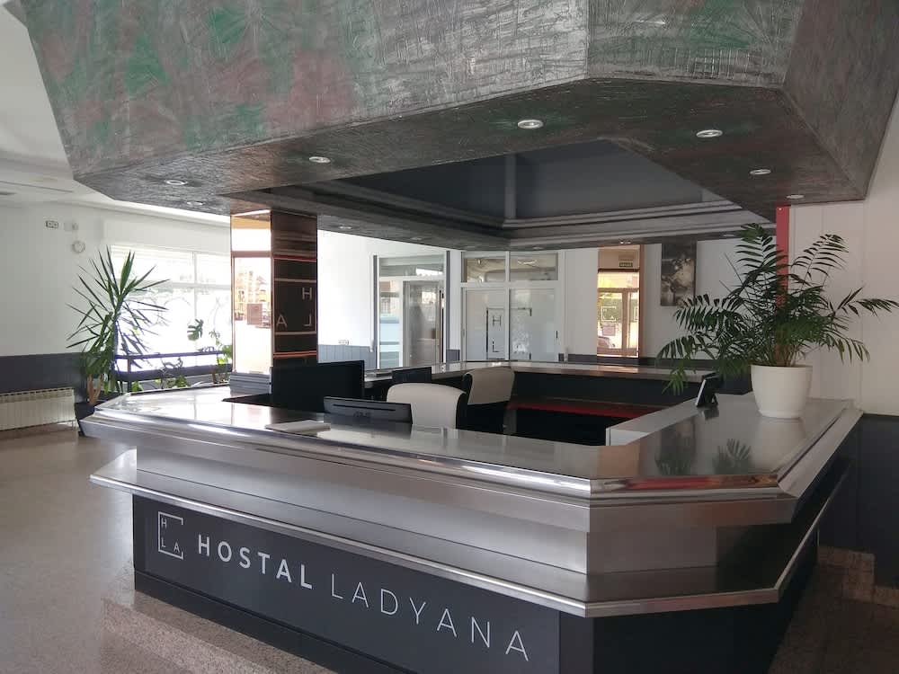 PriceTravel - Viaja fácil, sin pretextos