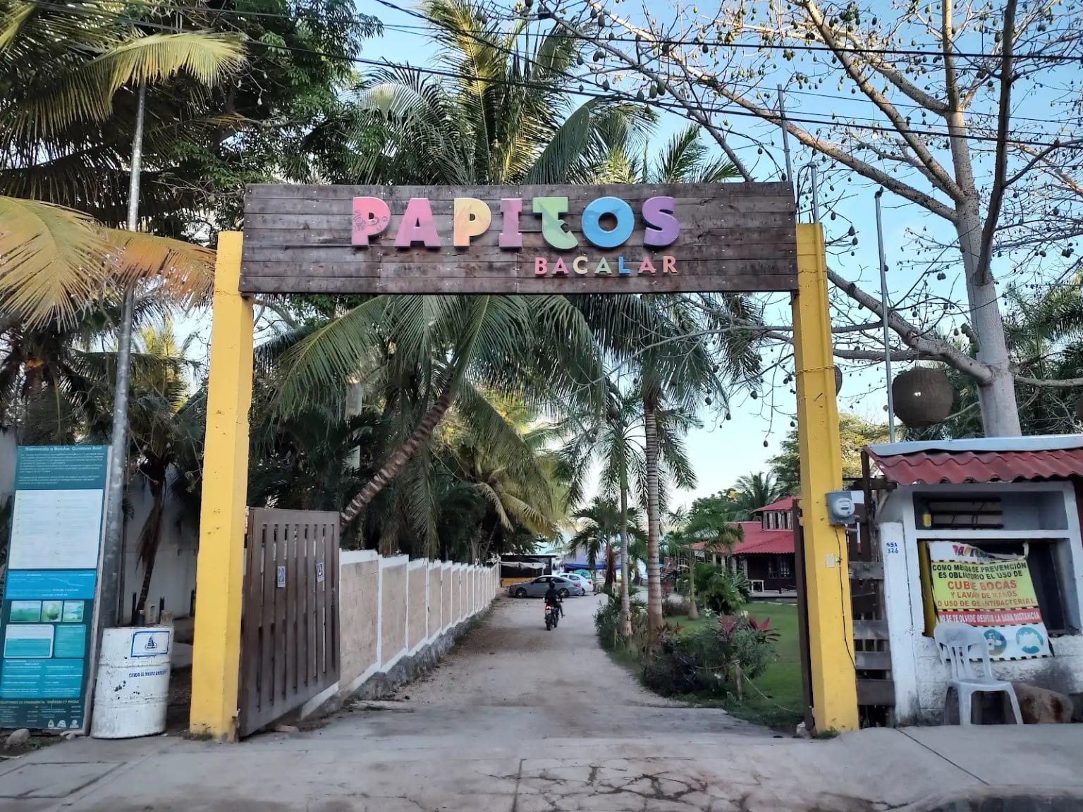 Papitos Bacalar Hotel and Marina