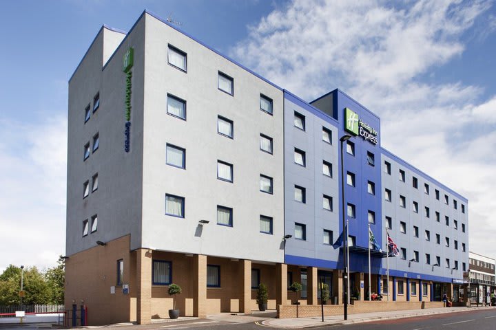 The Holiday Inn Express Park Royal business hotel is located in an industrial zone in the northwest of London