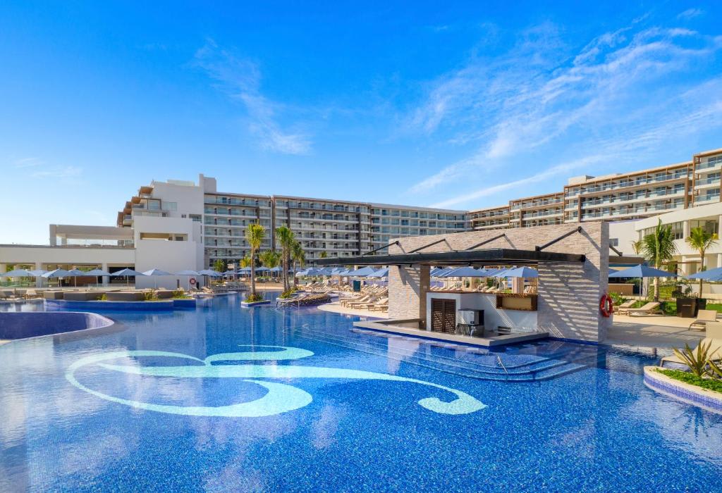 Royalton Splash Riviera Cancun All Inclusive Resort