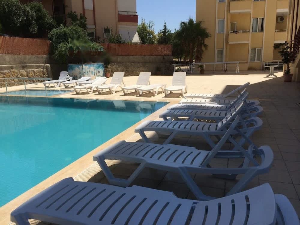 PriceTravel - Viaja fácil, sin pretextos