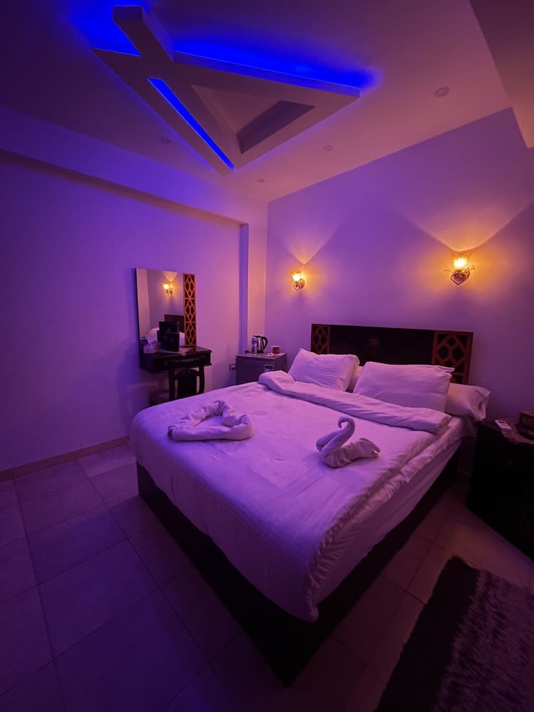 Img - Habitación Deluxe, 1 cama Queen size