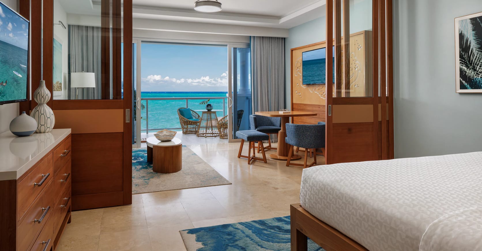 Img - Beachfront Millionaire One Bedroom Butler Suite w/ Outdoor Tranquility Soaking Tub