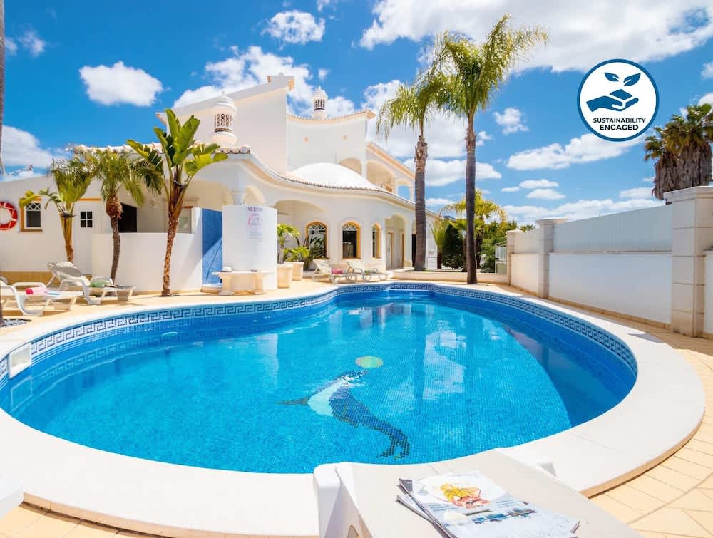 PriceTravel - Travel easy, without excuses
