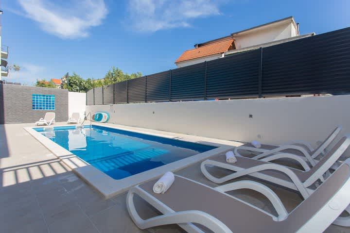 PriceTravel - Viaja fácil, sin pretextos