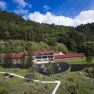 Bambito Hotel & Resort