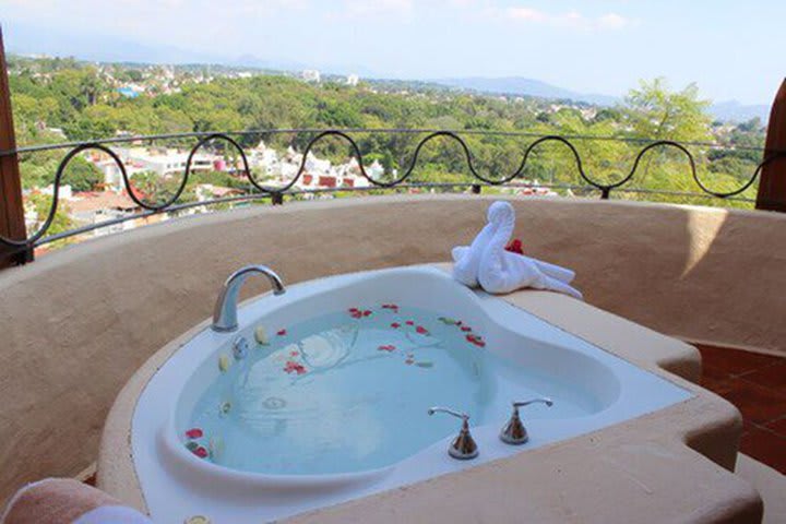 Junior suite with jacuzzi