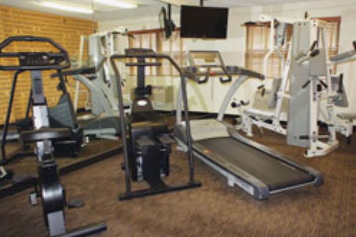 La Quinta Inn San Francisco Airport North tiene un gimnasio