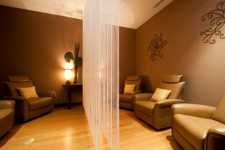 The Spa at the Miyako Hybrid hotel in Torrance offers treatments with SGE stones