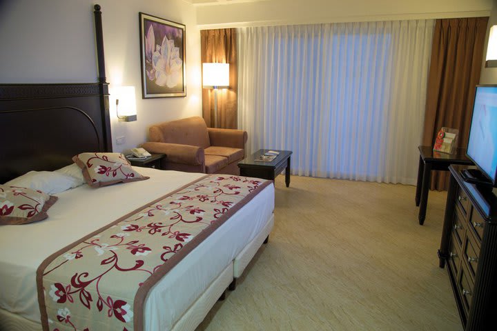 Guest rooms offer free wireless internet access