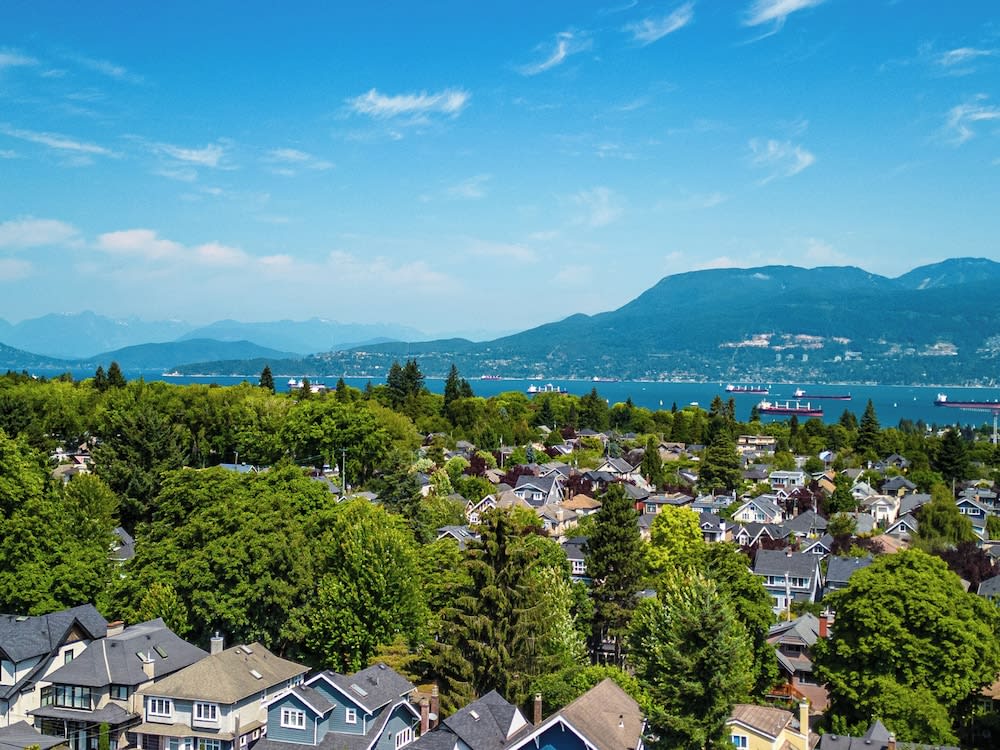 Tranquil Haven Close to UBC and Downtown