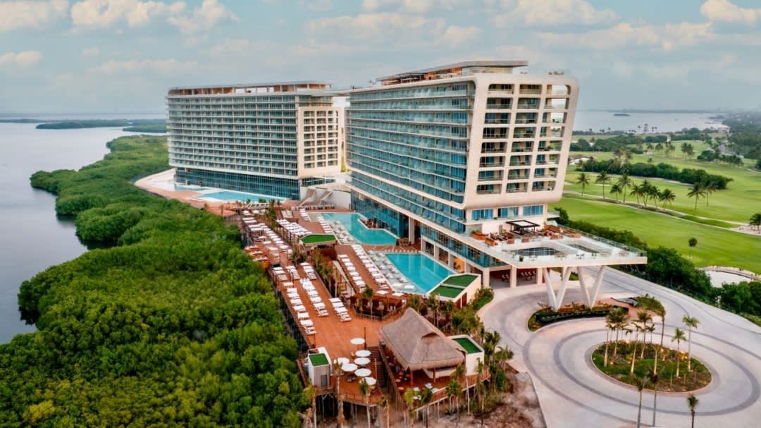 Hyatt Vivid Grand Island Cancún - Solo Adultos