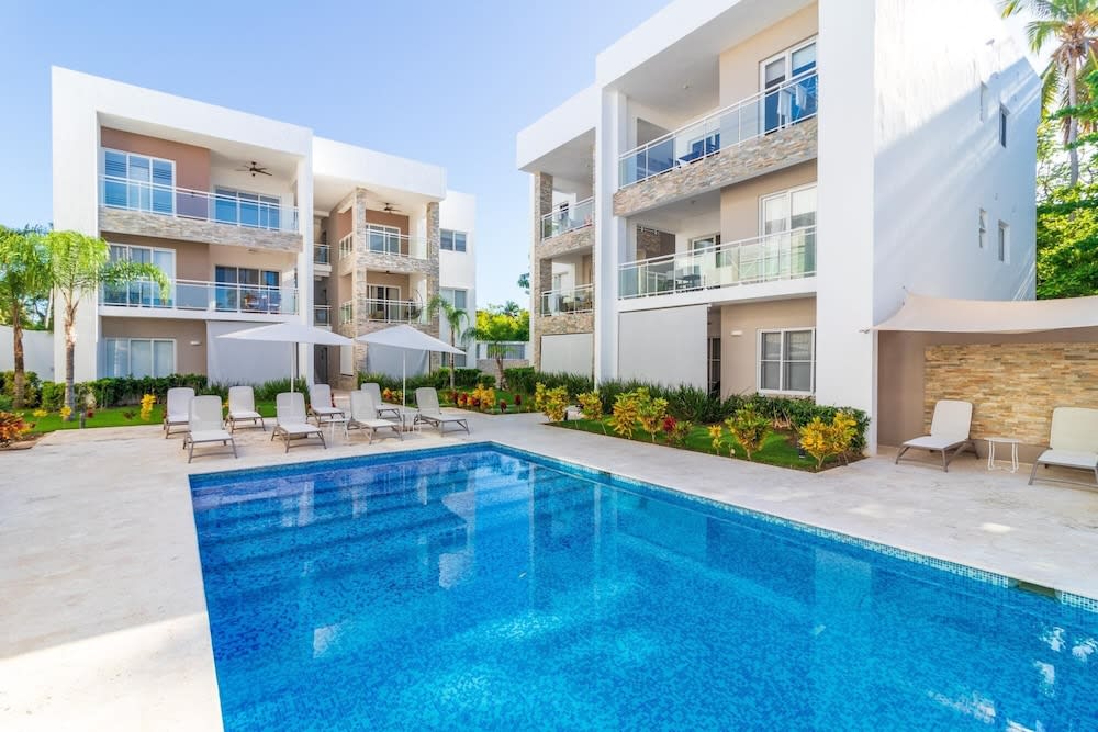 Modern 2-br Apartment in Paseo del Mar - Bavaro