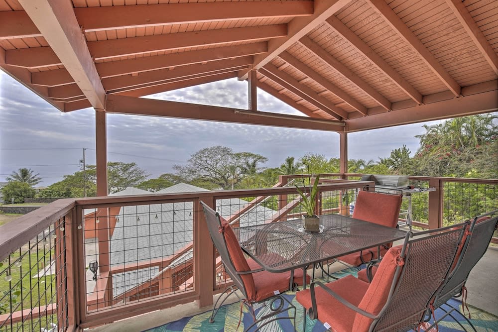 Kailua-kona Hillside Apt < 3 Miles to Beaches!