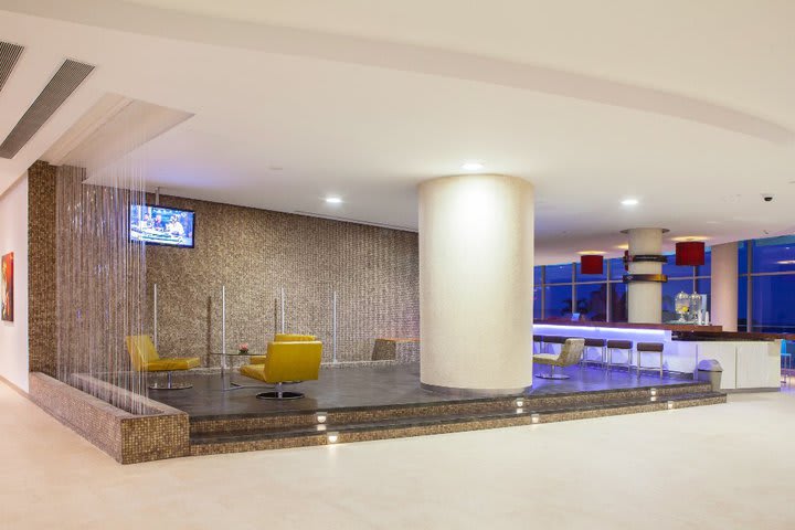 Aqua Lounge bar is located in the lobby