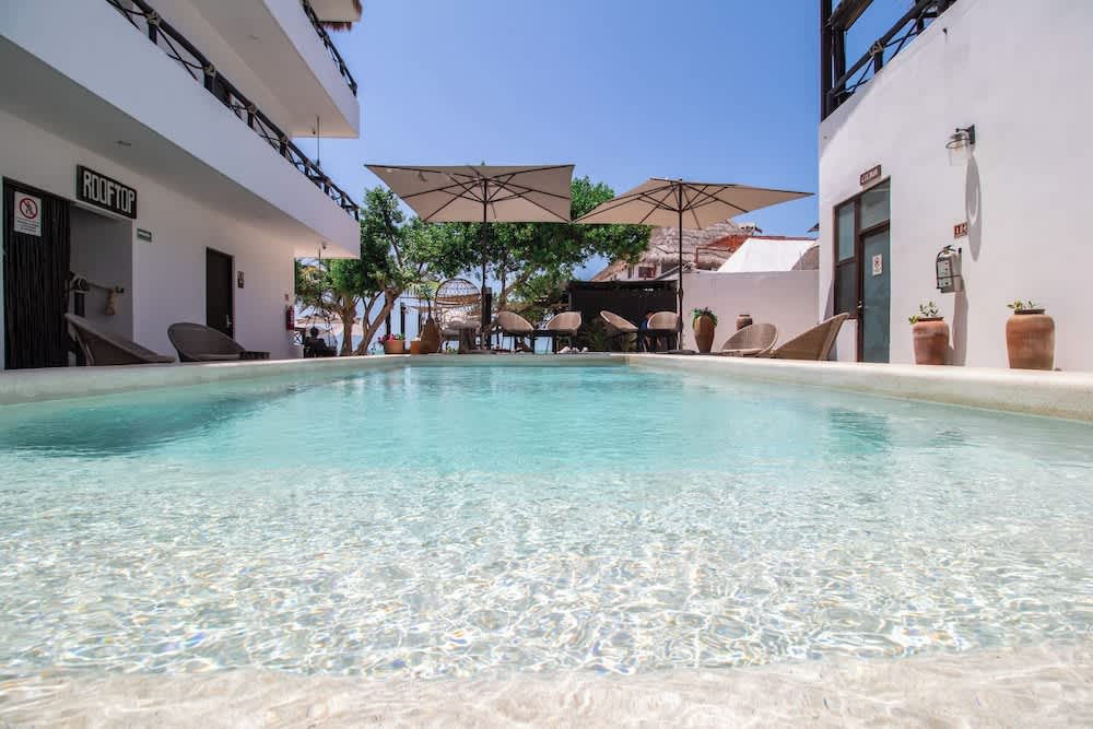 PriceTravel - Viaja fácil, sin pretextos