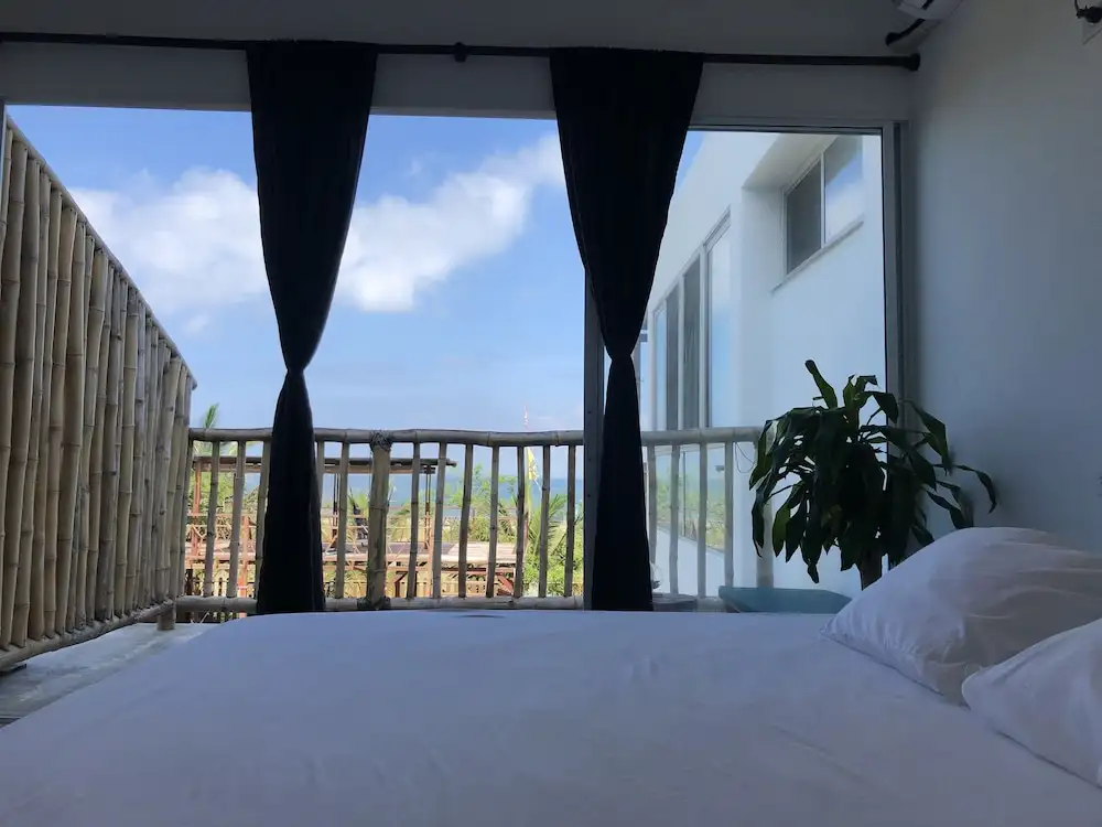 PriceTravel - Travel easy, without excuses