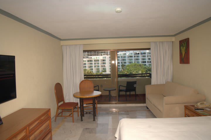 Standard room with balcony