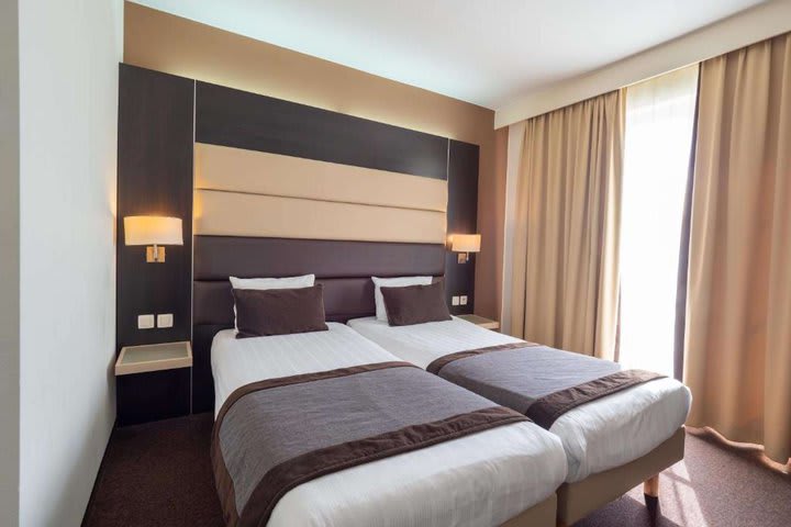 Img - 2 Single Beds, Non-Smoking, Standard Room, Wi-Fi