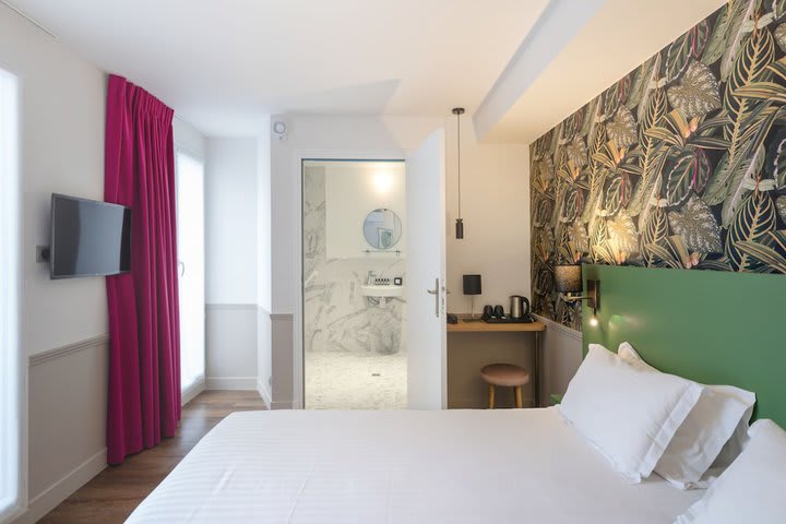 Deluxe Double Room, Balcony, Courtyard View