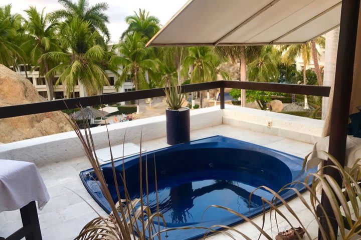 Jacuzzi exterior Royal suite