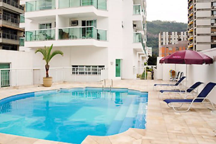 Pool at the Mercure Hotel in Rio de Janeiro