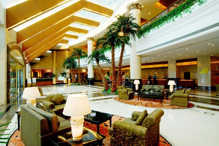 Lobby del Ramada Pudong Airport Shanghai