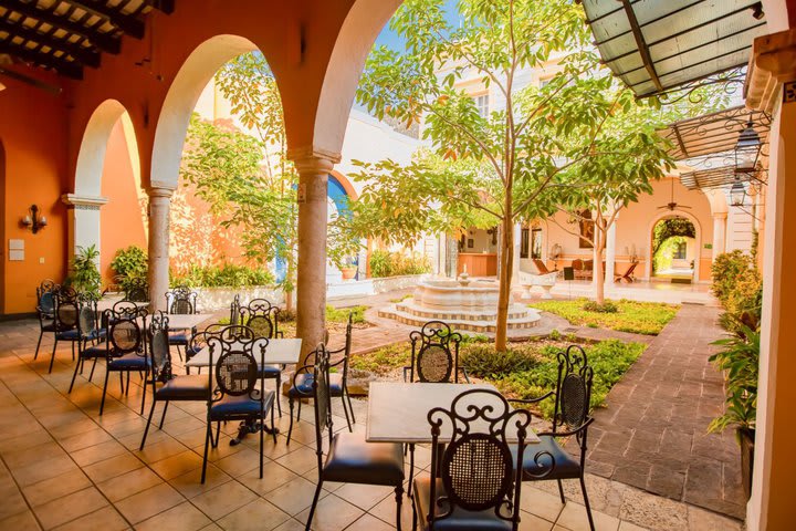 Sitting area in the restaurant and bar