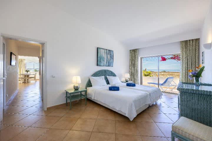 Tiquetes Baratos - Travel easy, without excuses