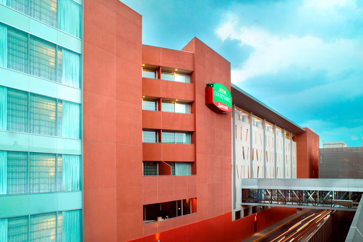 Courtyard by Marriott Mexico City Airport