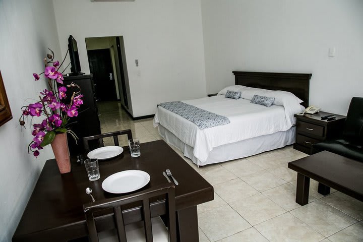 Habitación suite de king con balcón