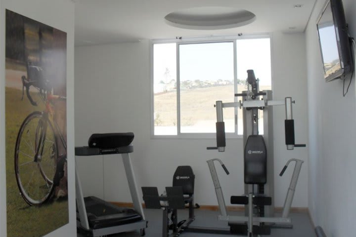 San Diego Express in Vespasiano has an equipped fitness center