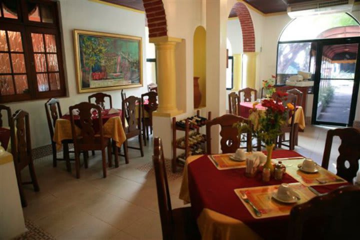 Restaurant with regional and Italian cuisine