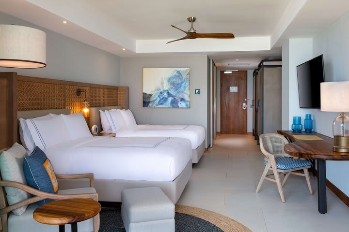 Img - Ocean View Rm 2 Queen Beds
