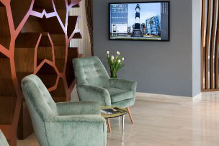 There is a GoBoard® with weather information in the lobby