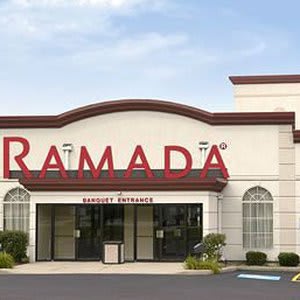 Ramada by Wyndham Glendale Heights/Lombard