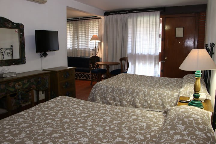 Junior suite with flat-screen TV