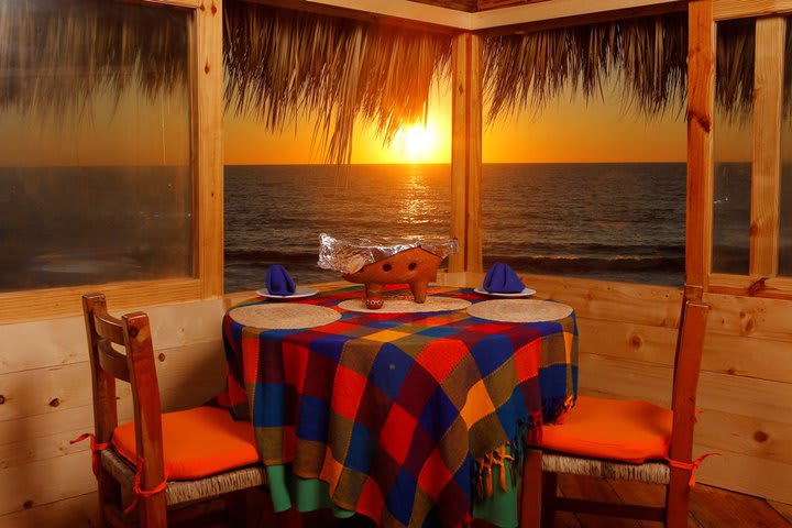 Restaurante con vista al mar