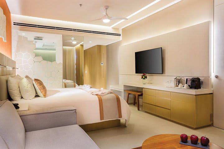 Img - Deluxe Golf & Ocean View 2 Queens - DXDGO