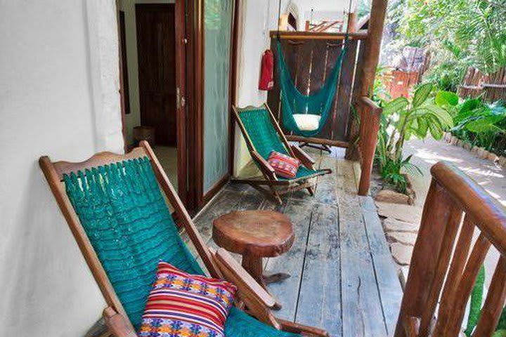 Las habitaciones tienen balcón o terraza